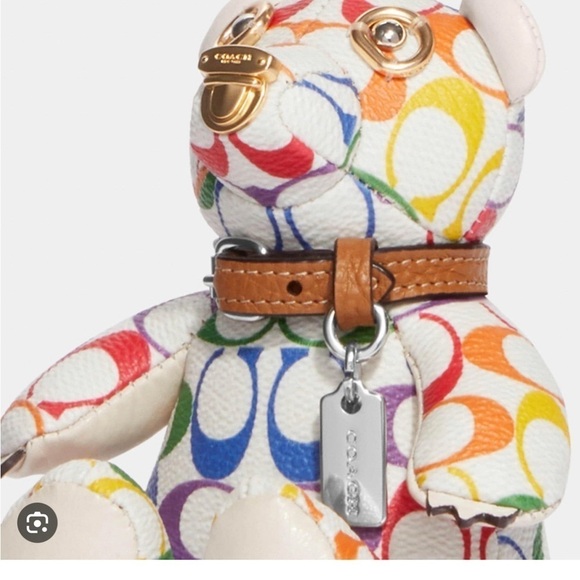 New Coach Bear Bag Charm In Rainbow Signature Canvas - Picture 2 of 5